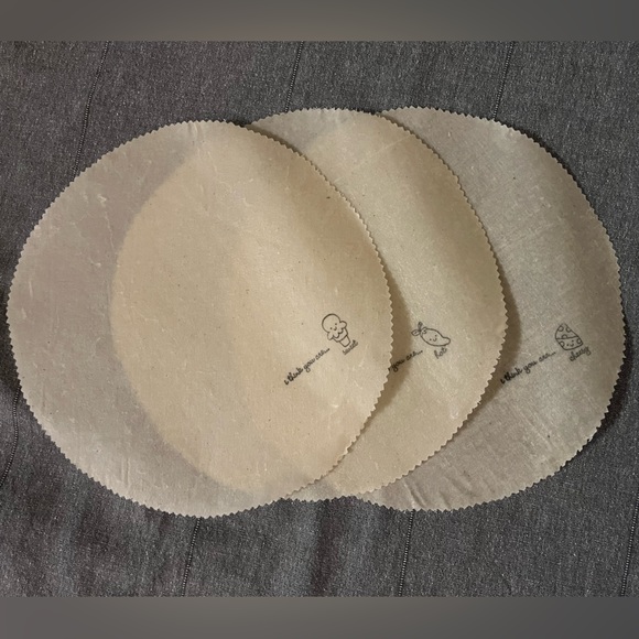 Reusable beeswax wrappers + beeswax pastilles + fabric
Group of 50 Brand NEW - Picture 6 of 9